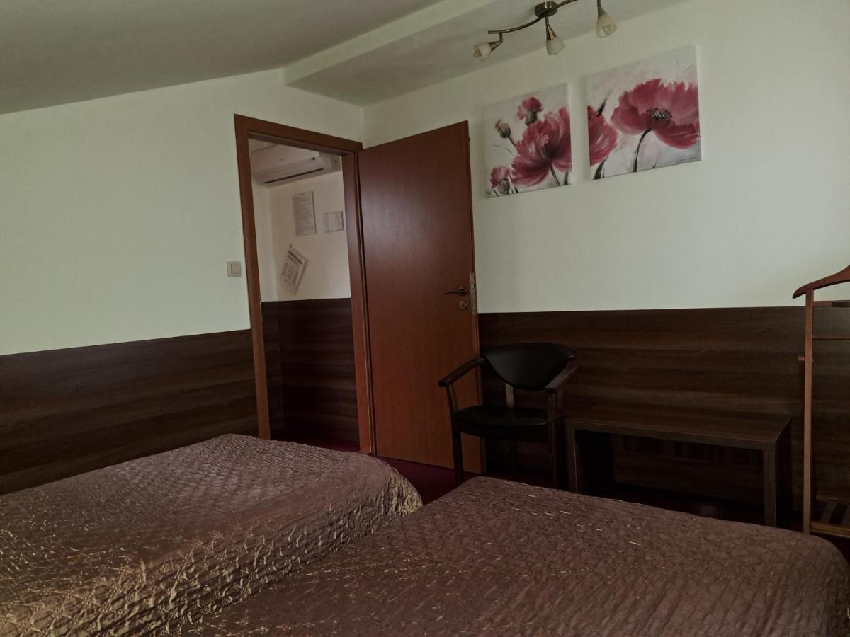 Penzion Kozak B&B Sebedražie Exterior foto